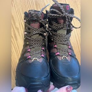 MERRELL Boots Women’s Waterproof 400 gram Insulated Espresso Size US 7/37.5 EUC*